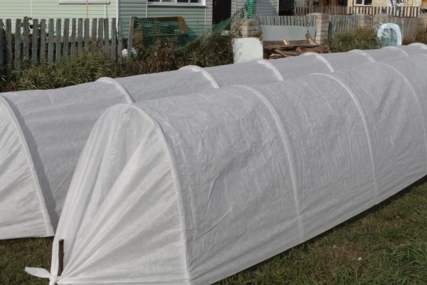  Парник "Садовод Премиум" 6,5м с колышками, дуга 2,0м, №60