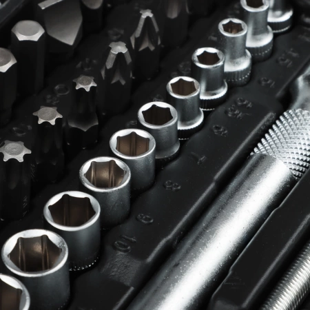  Нр инструмента Гаражный (83пр) /736-216/